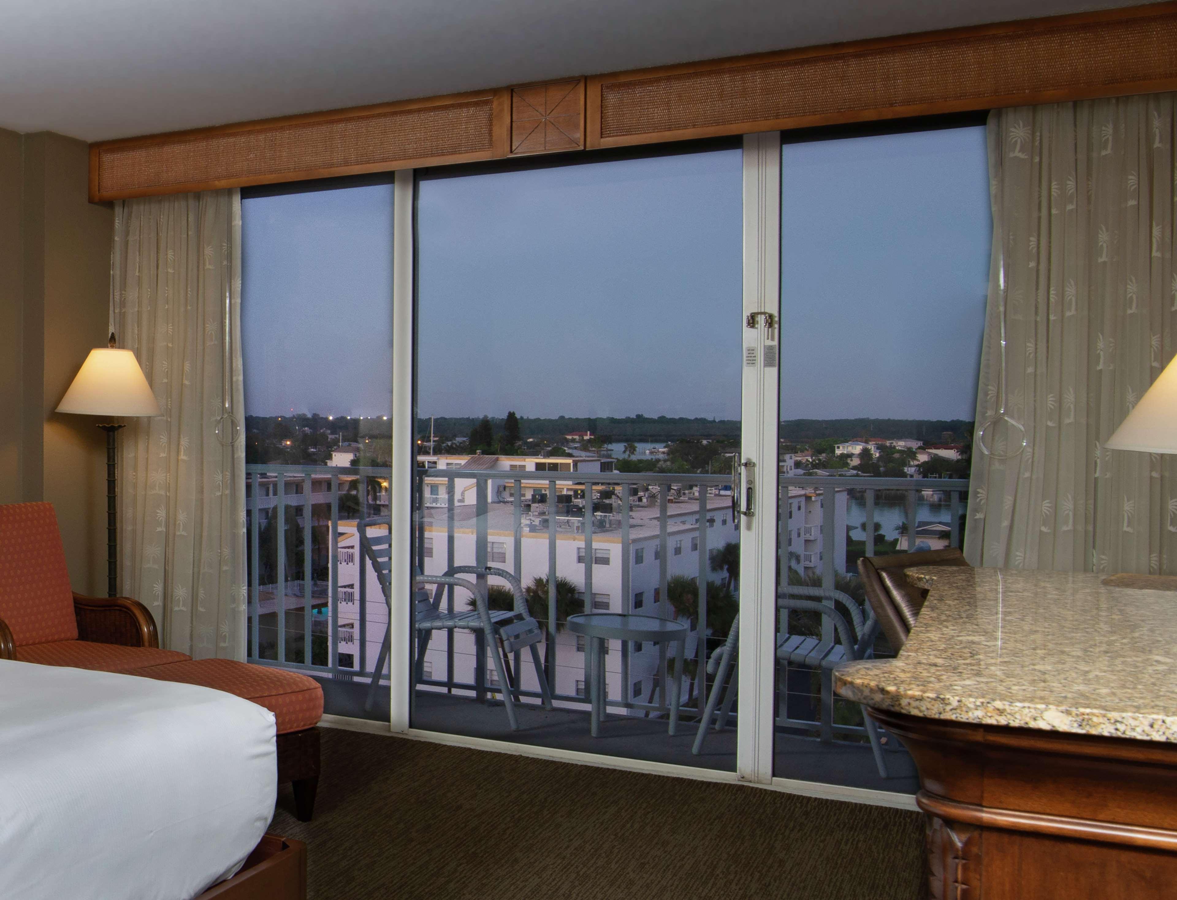 Doubletree Beach Resort By Hilton Tampa Bay - North Redington Beach St. Pete Beach Extérieur photo