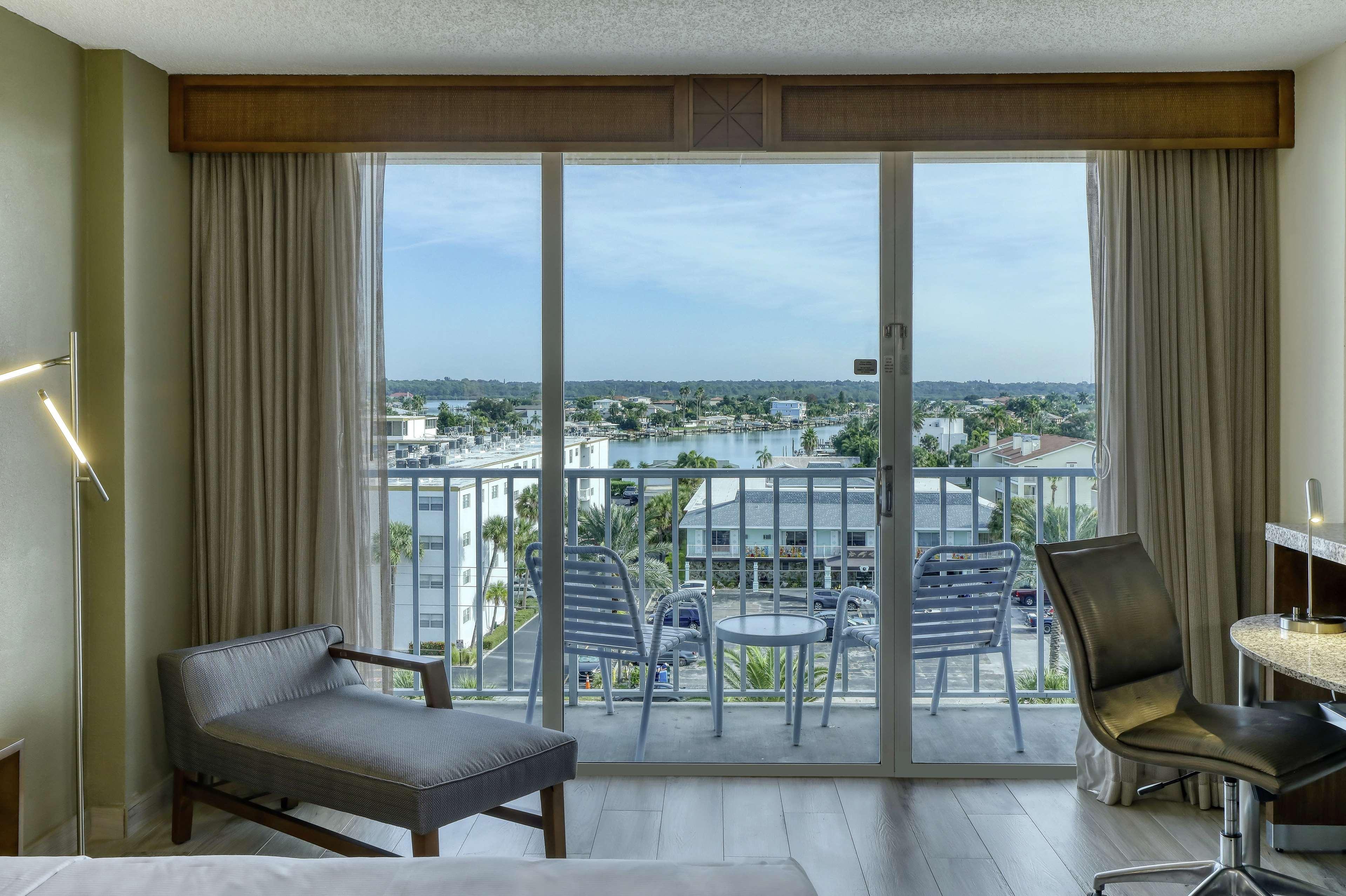 Doubletree Beach Resort By Hilton Tampa Bay - North Redington Beach St. Pete Beach Extérieur photo
