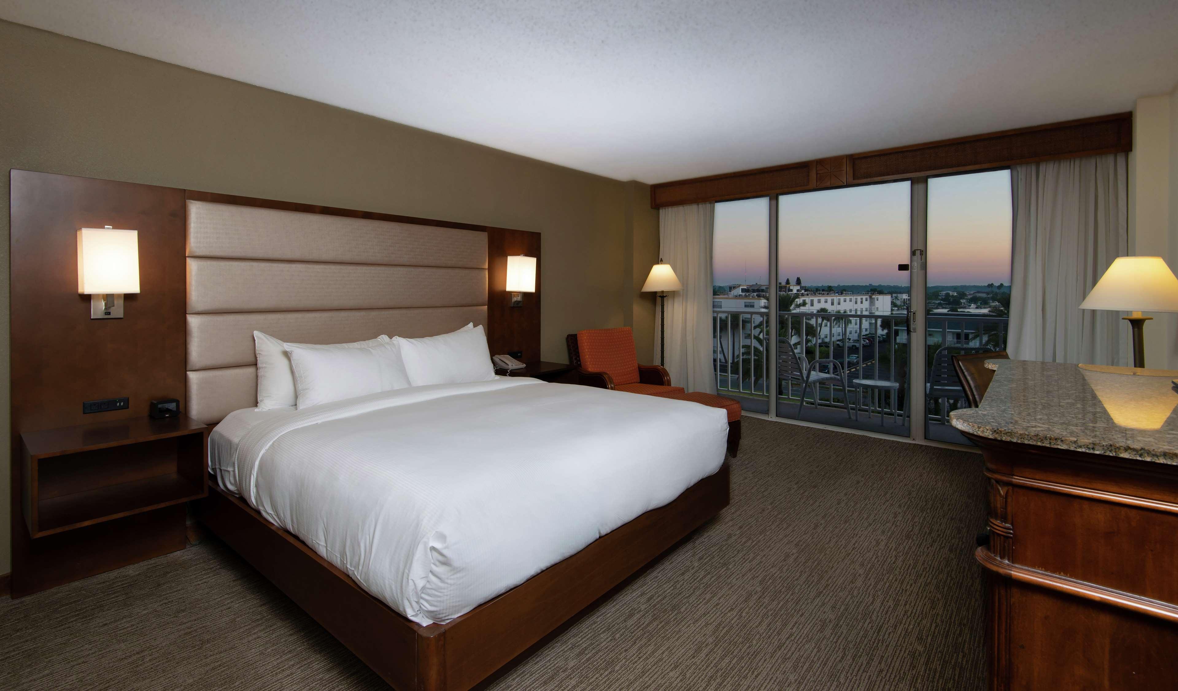 Doubletree Beach Resort By Hilton Tampa Bay - North Redington Beach St. Pete Beach Extérieur photo