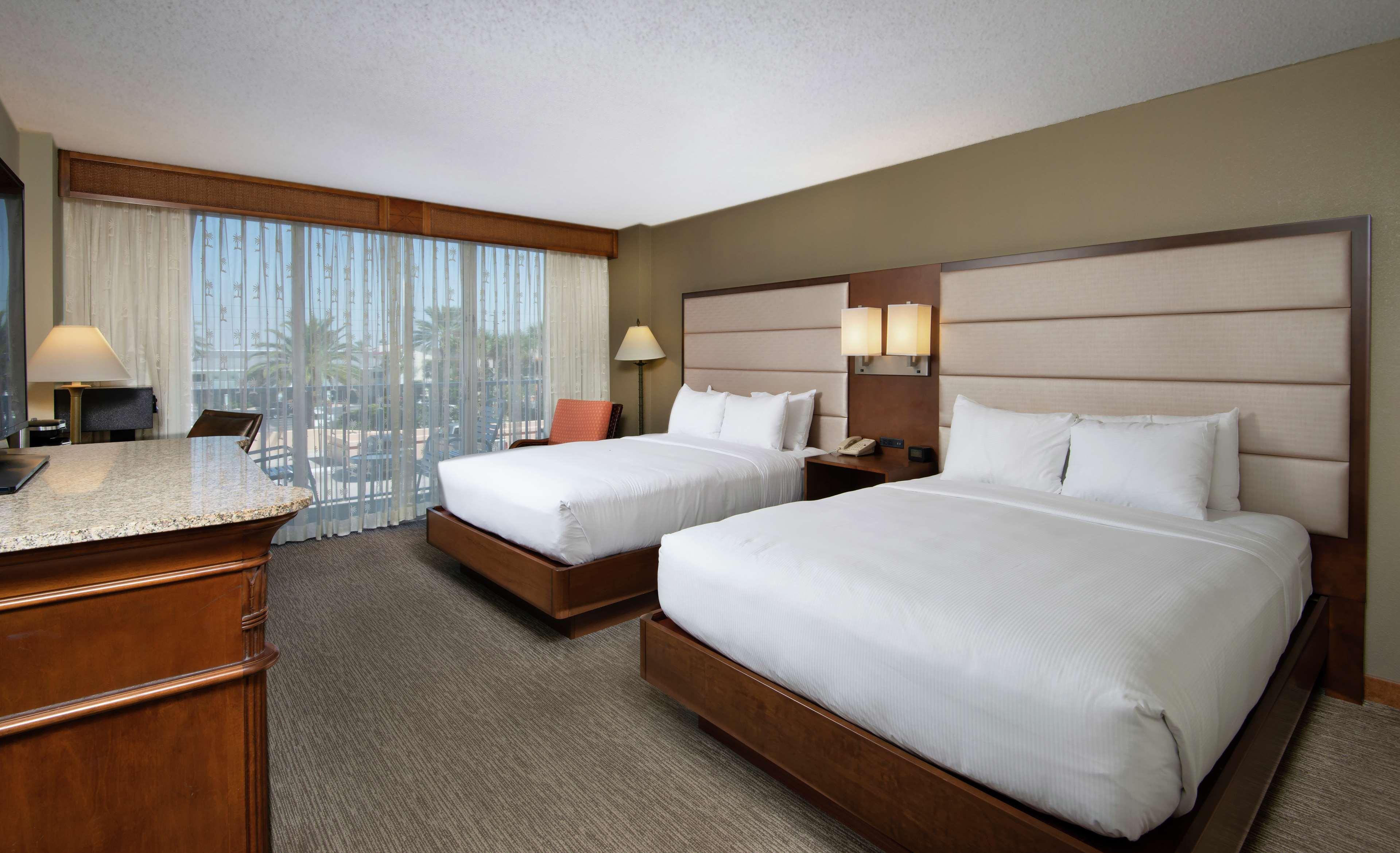 Doubletree Beach Resort By Hilton Tampa Bay - North Redington Beach St. Pete Beach Extérieur photo